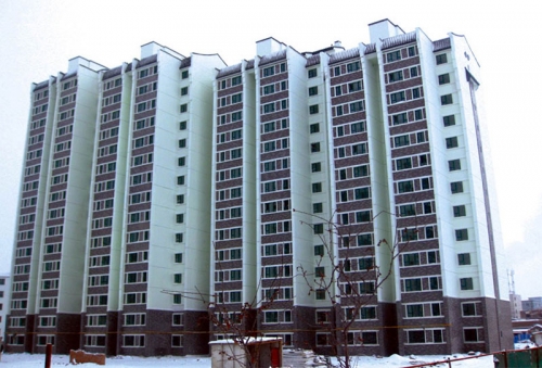新疆乌鲁木齐市塞外江南小区住宅楼